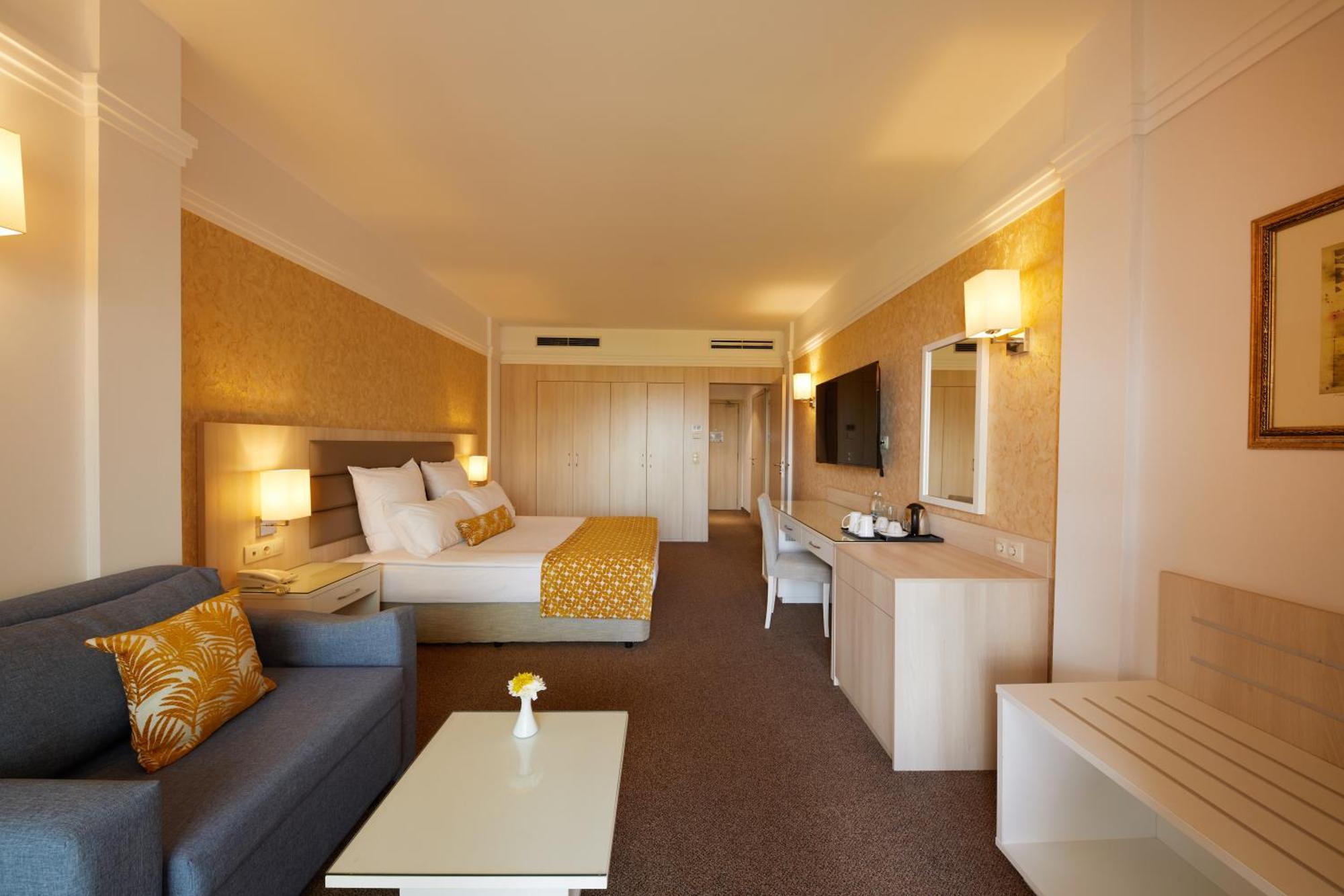 Dreams Sunny Beach Resort And Spa الغرفة الصورة A room at the hotel