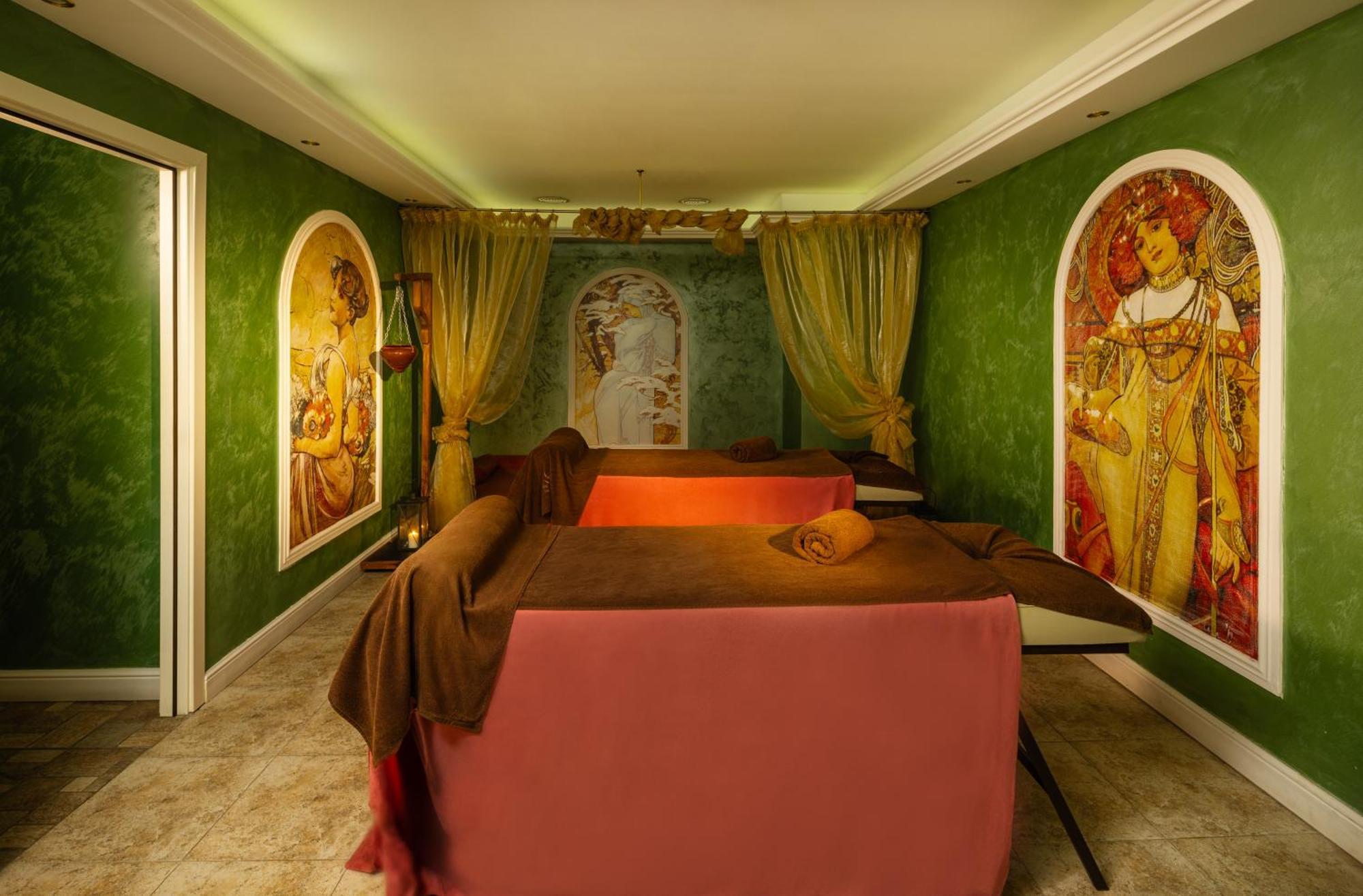 Dreams Sunny Beach Resort And Spa المظهر الخارجي الصورة A treatment room at the Bvlgari Spa