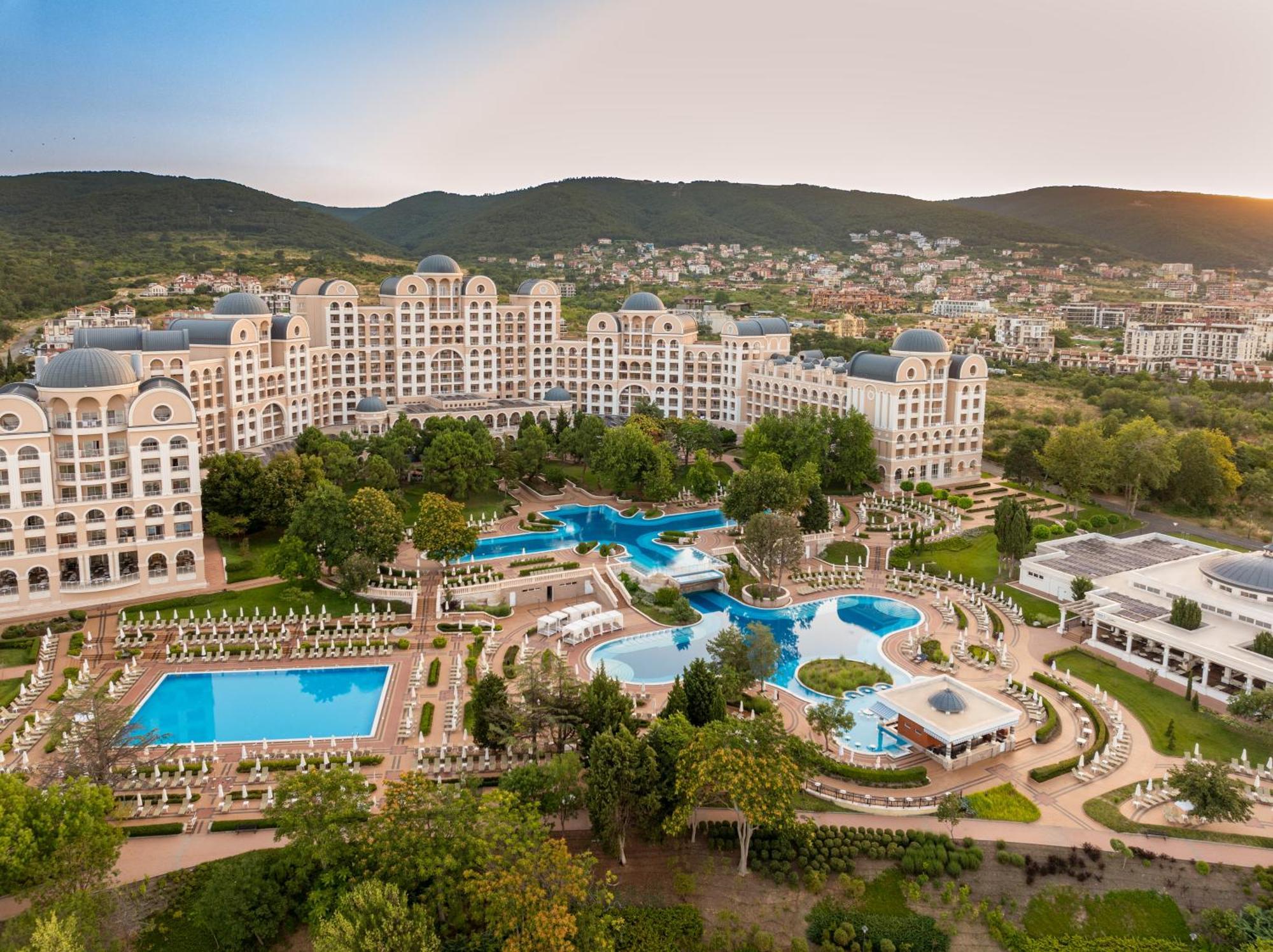 Dreams Sunny Beach Resort And Spa المظهر الخارجي الصورة The complex